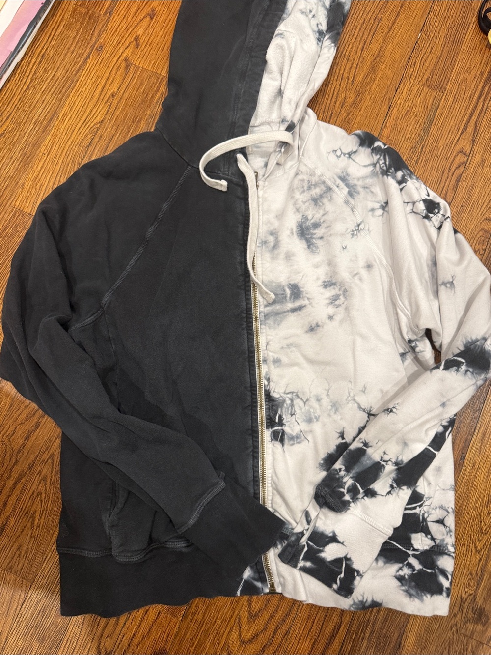 Electric & Rose Black and White Two-Tone Tie-Dye Zip Hoodie